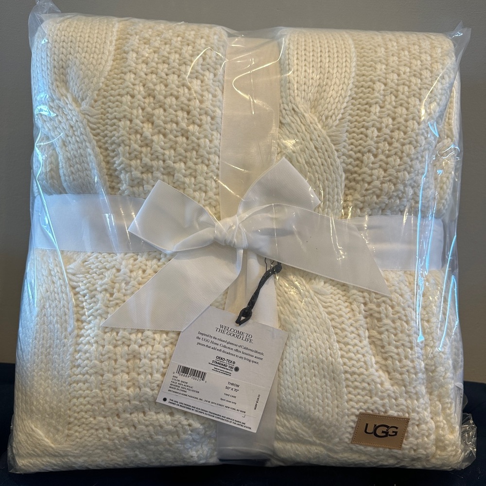 Ugg Erie Blanket